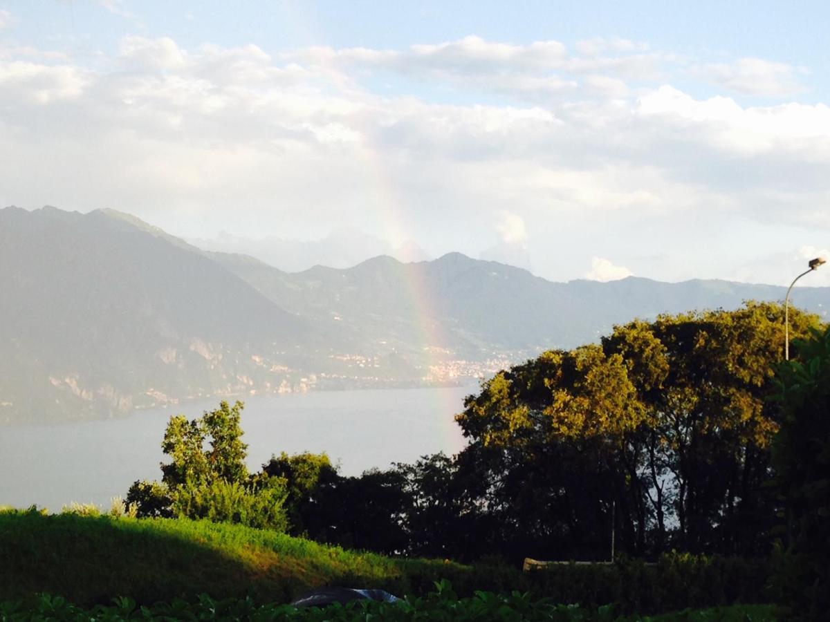 Villa Mirella: Casa Vista Lago Con Piscina Riva di Solto Eksteriør bilde